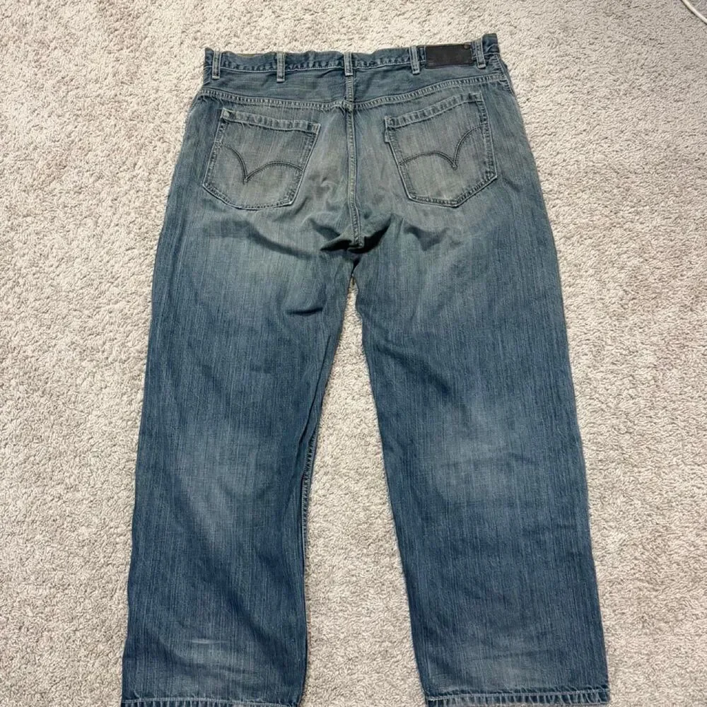 Levi-s Men's Blue and Navy Jeans